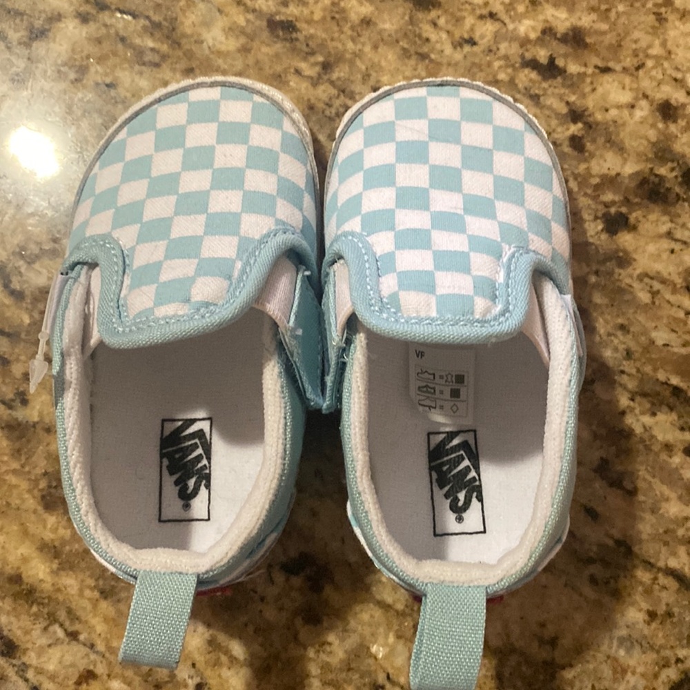 Never worn toddler vans, size 4